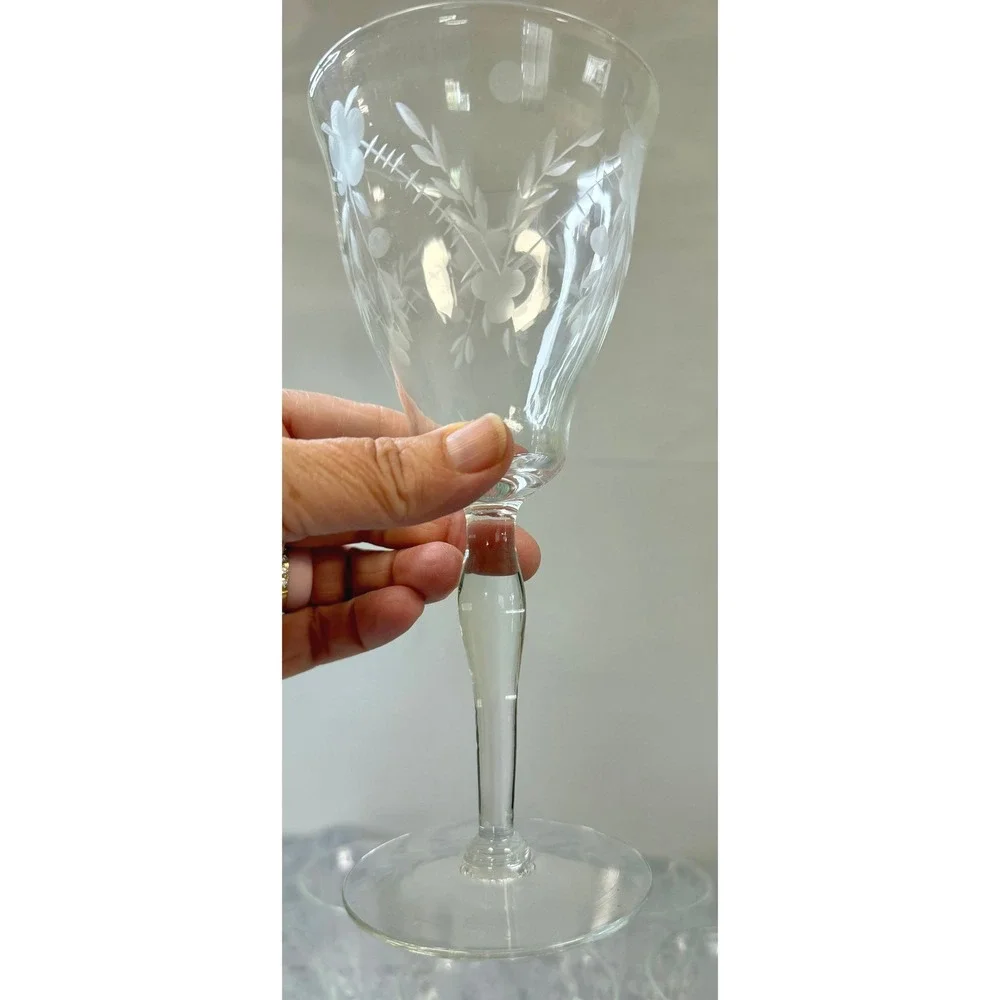 Vintage Etched Floral Crystal Wine Goblets Set of 5 Clear Glass Stemware‎ 7.25in